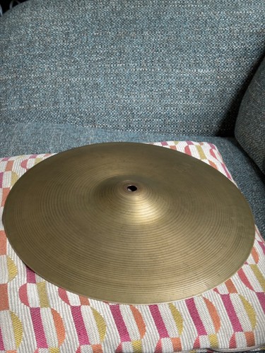 Vintage zildjian avedis - 13",