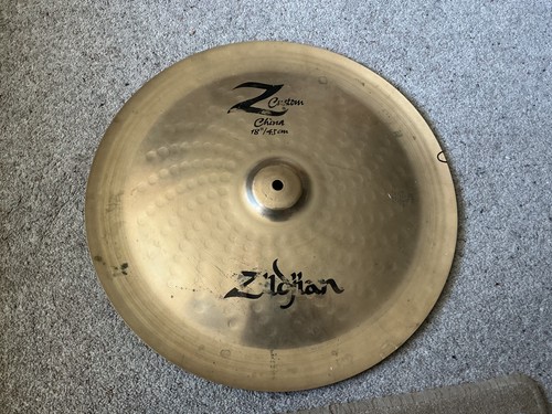 Zildjian custom - 18", (45cm)